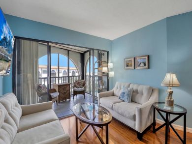 One Bedroom Walk to Beach Vacation Condo in Marco Island