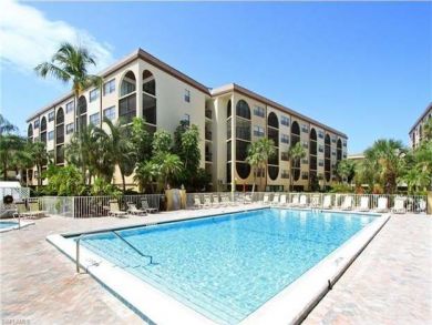 One Bedroom Walk to Beach Vacation Condo in Marco Island
