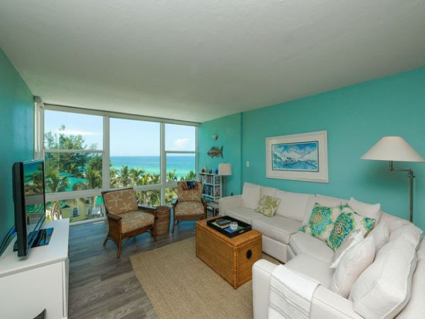 Great Value Holmes Beach Two Bedroom Gulf Front Rental Condo