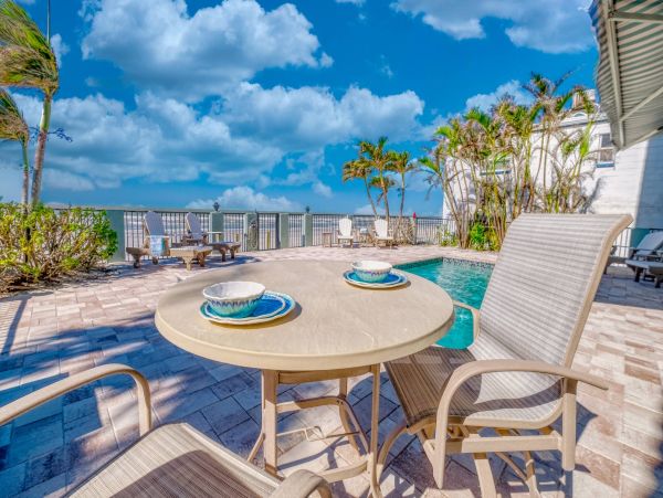 Luxury Beachfront Home on Indian Rocks Beach