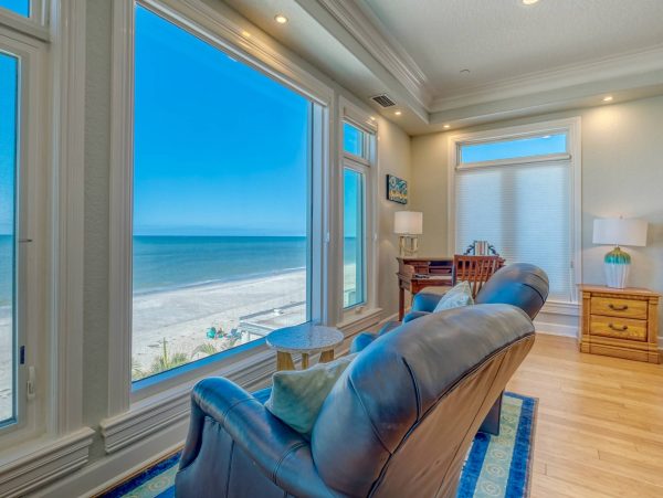 Indian Rocks Beach Gulf-Front Home With Private Pool