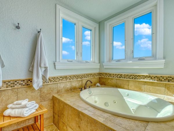 Indian Rocks Beach Gulf-Front Home With Private Pool
