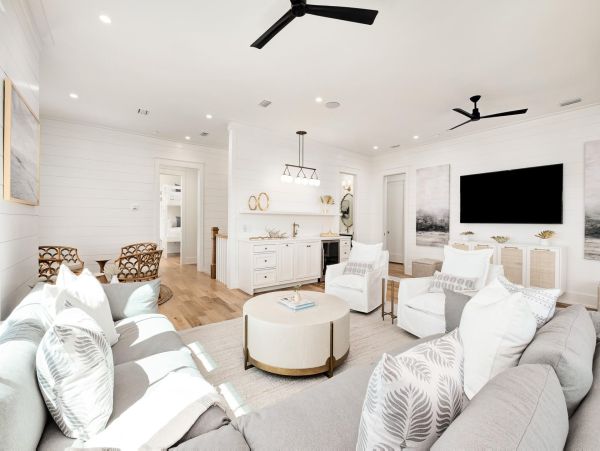 Eight Bedroom Luxury Vacation Home Miramar Beach
