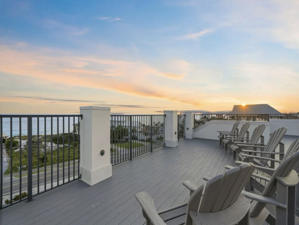 20 Yards from the Beach Access Sleeps 30 WOW!