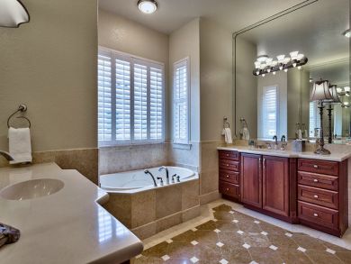 Tuscan Style luxury Gulf Views One Min to Beach