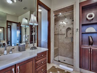 Tuscan Style luxury Gulf Views One Min to Beach