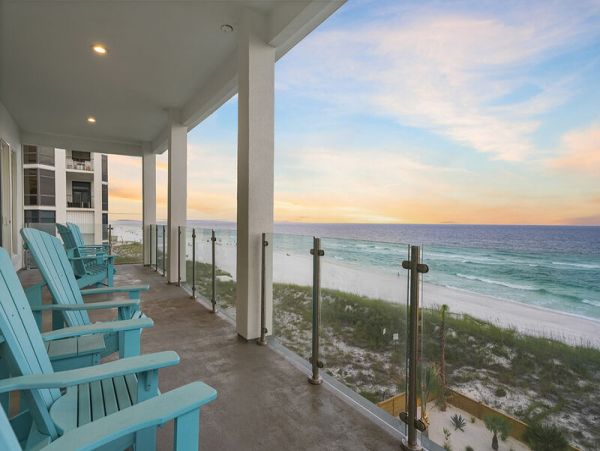 Luxury Vacation Rental Home in Destin with Gulf Views