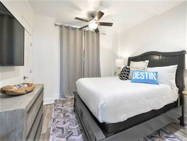 Luxury Vacation Rental Home in Destin with Gulf Views