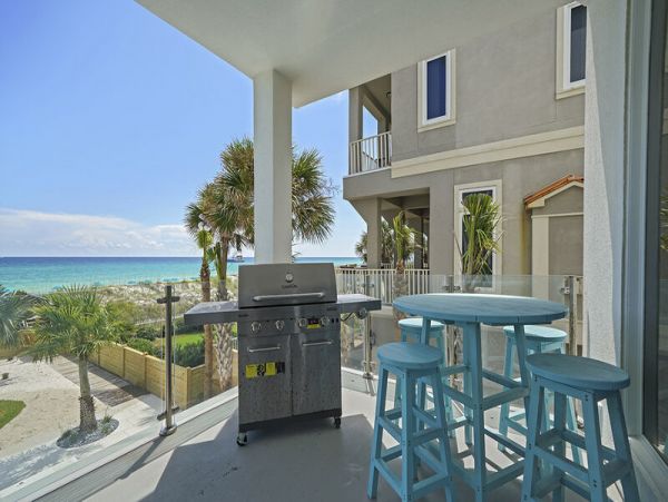 Luxury Vacation Rental Home in Destin with Gulf Views