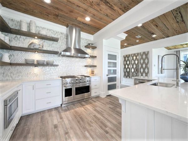 Luxury Vacation Rental Home in Destin with Gulf Views