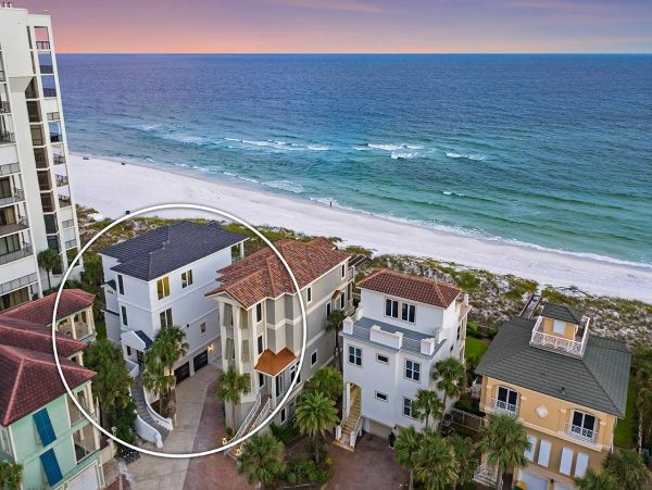 Luxury Vacation Rental Home in Destin with Gulf Views