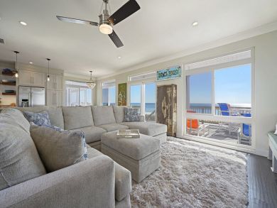Gulf-Front Panoramic Views Luxury All The Way