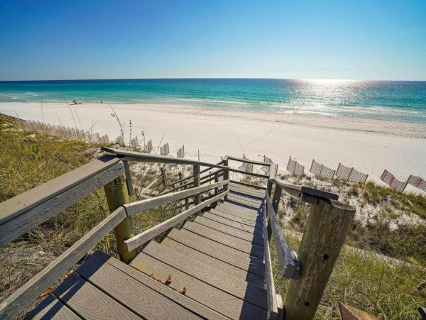 On Beach Santa Rosa Vacation Home Five Bedrooms Gulf Views