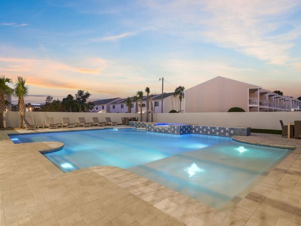 The Ultimate Luxury Pool, 9 Bedrooms Theatre!