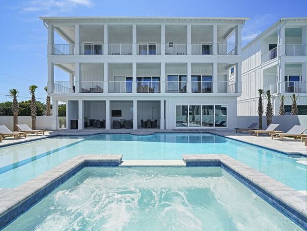 The Ultimate Luxury Pool, 9 Bedrooms Theatre!