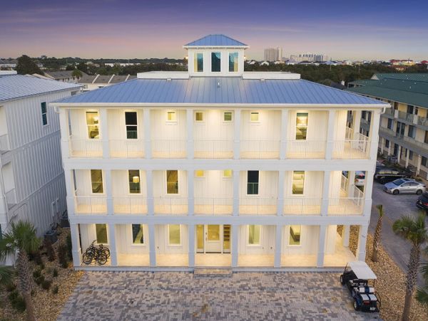 The Ultimate Luxury Pool, 9 Bedrooms Theatre!