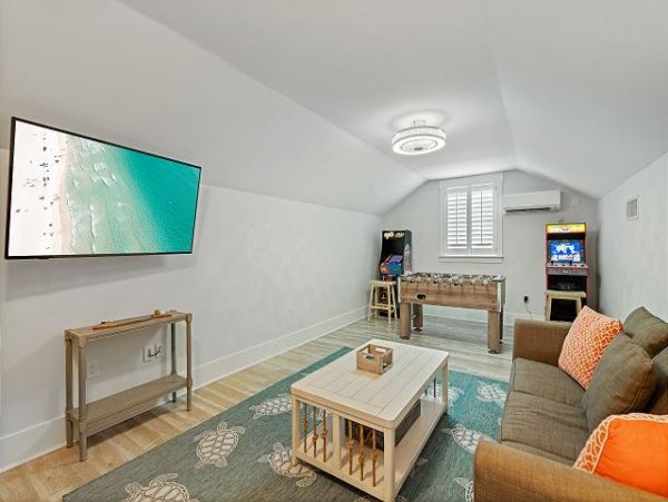 30A Luxury 7 Bdm Vacation Home in Seagrove Beach Sleeps 24
