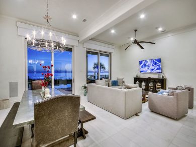 Santa Rosa Beach Luxury Nine Bedroom Vacation Home