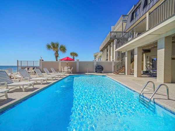Gulf Front Miramar Beach Vacation Home 9 Bedrooms Sleeps 36