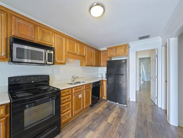 Gulf Front Miramar Beach Vacation Home 9 Bedrooms Sleeps 36