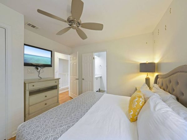 Gulf Front Miramar Beach Vacation Home 9 Bedrooms Sleeps 36