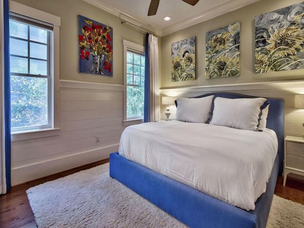 Beautiful 6 Bedroom Home Sleeps 14 Guests Community Pool