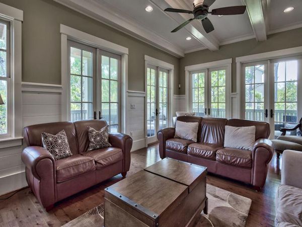 Beautiful 6 Bedroom Home Sleeps 14 Guests Community Pool