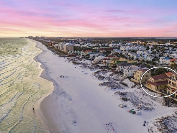 Oceanfront Luxury Vacation Home Sleeps 18 Guests in Destin
