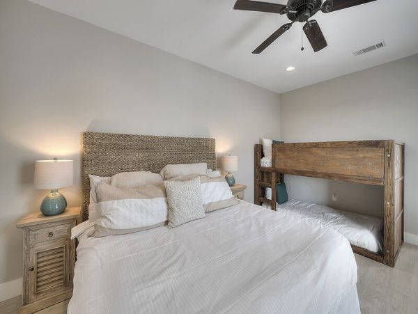 Miramar Beach Fabulous Seven Bedroom Vacation Home