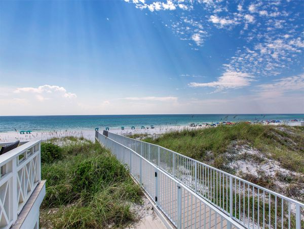 Short Walk to Beach Miramar Vacation Home Private Pool
