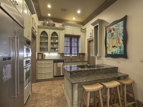 Short Walk to Beach Miramar Vacation Home Private Pool