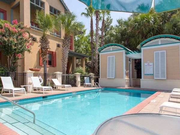 Short Walk to Beach Miramar Vacation Home Private Pool