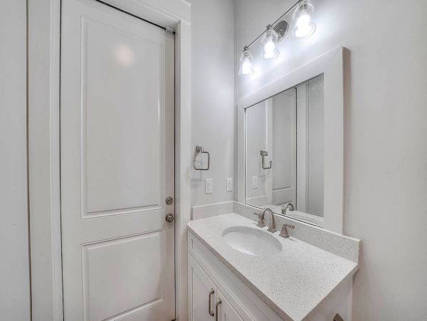 Spacious and Luxurious Family Home with Private Pool & Spa