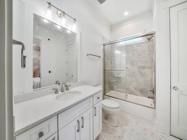 Spacious and Luxurious Family Home with Private Pool & Spa