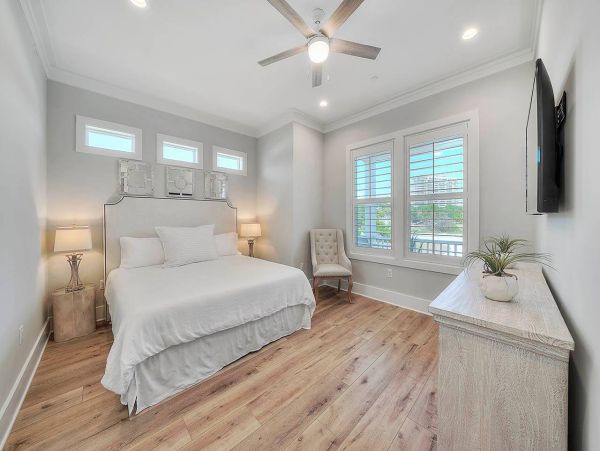 Spacious and Luxurious Family Home with Private Pool & Spa