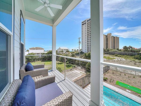 Spacious and Luxurious Family Home with Private Pool & Spa