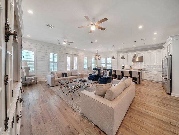 Spacious and Luxurious Family Home with Private Pool & Spa