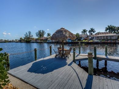 Canal Front 3 Bedroom Home Pool & Dock in Cape Coral