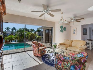 Canal Front 3 Bedroom Home Pool & Dock in Cape Coral