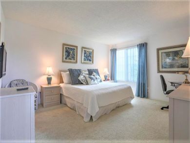 Longboat Key  2 Bedrooms Condo Bay Views Sleeps 4 Guests
