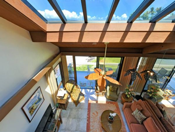 Kahana Luxury Three Bedroom Ocean Views Steps to Beach