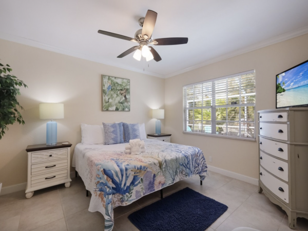3 Bedroom Vacation Home in Holmes Beach with Private Pool
