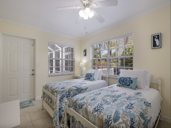 3 Bedroom Vacation Home in Holmes Beach with Private Pool