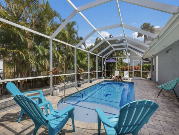 3 Bedroom Vacation Home in Holmes Beach with Private Pool