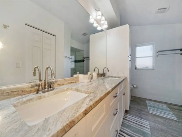 Cape Coral Vacation Rental Home Three Bedrooms
