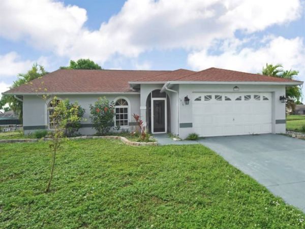 Cape Coral Vacation Rental Home Three Bedrooms