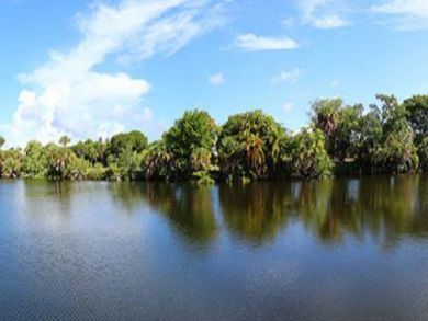 Walk to Beach 2 Bedroom Vacation Condo in Sanibel