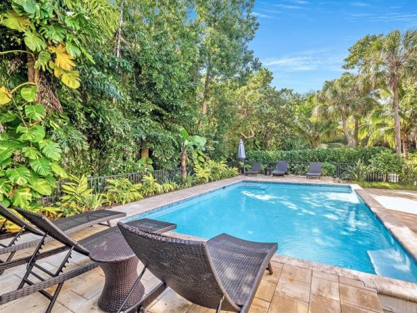 Captiva Island Luxury Vacation Rental Pool Home 3 Bedrooms