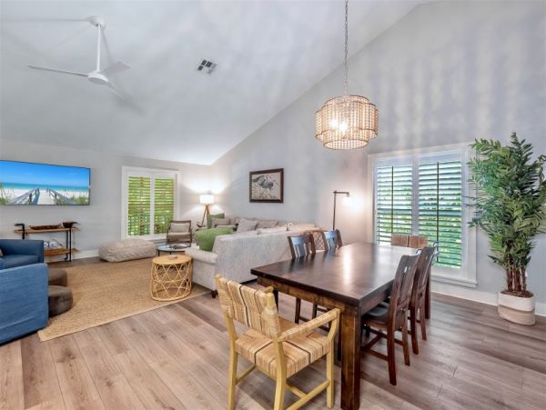 Captiva Island Luxury Vacation Rental Pool Home 3 Bedrooms