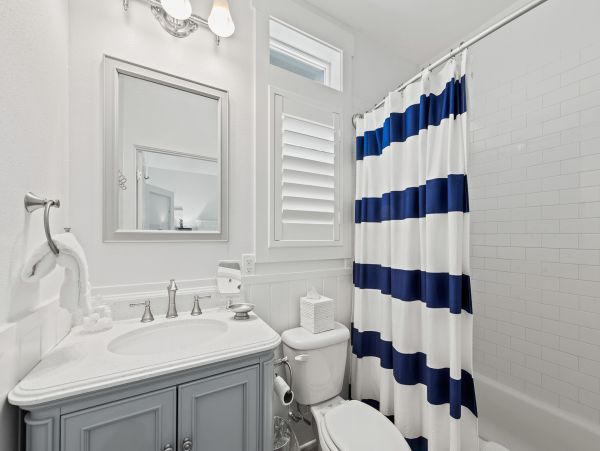 Seven Bedroom Vacation Rental In Seagrove Beach with Stunning Vistas